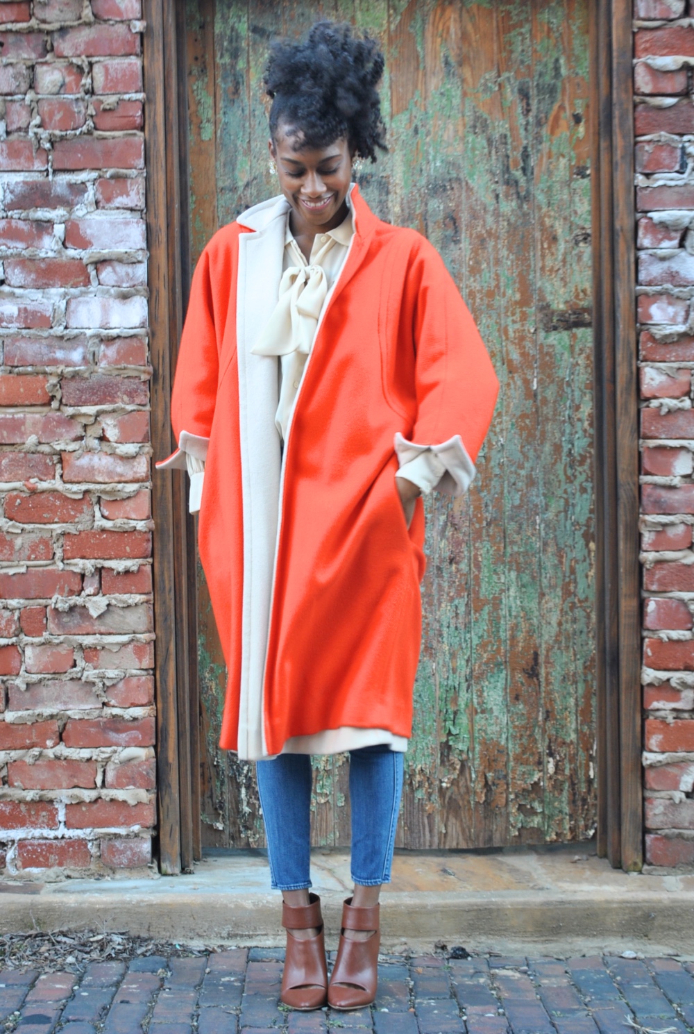 vintage coat fashion stylist blog